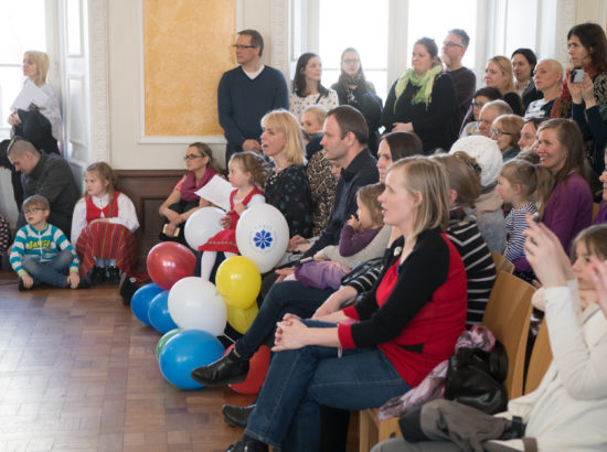 Lasteekraani Muusikastuudio mudilaste hea tuju kontsert Valges saalis